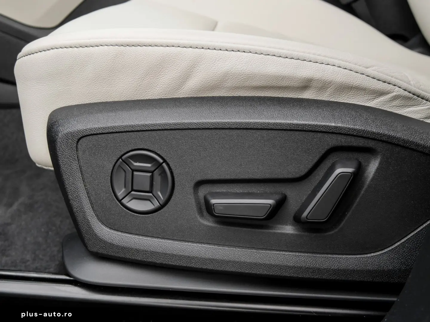 AUDI Q6 e-tron quattro Matrix Navi Pano AHK 20  Luftf