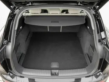 AUDI Q6 e-tron quattro Matrix Navi Pano AHK 20  Luftf