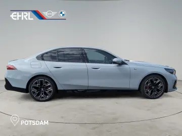 BMW i5 xDrive40 Limousine M Sportpaket Pro   360  BT