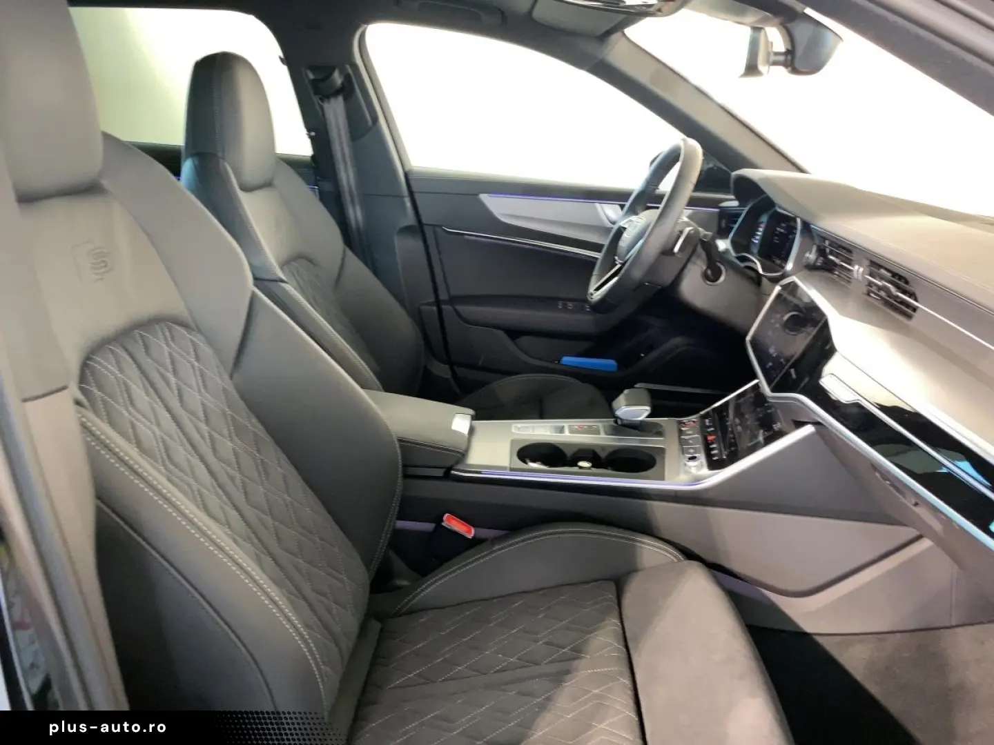 AUDI S6 Avant 3.0 TDI quattro  Ahk B&O HD Matrix  Pan