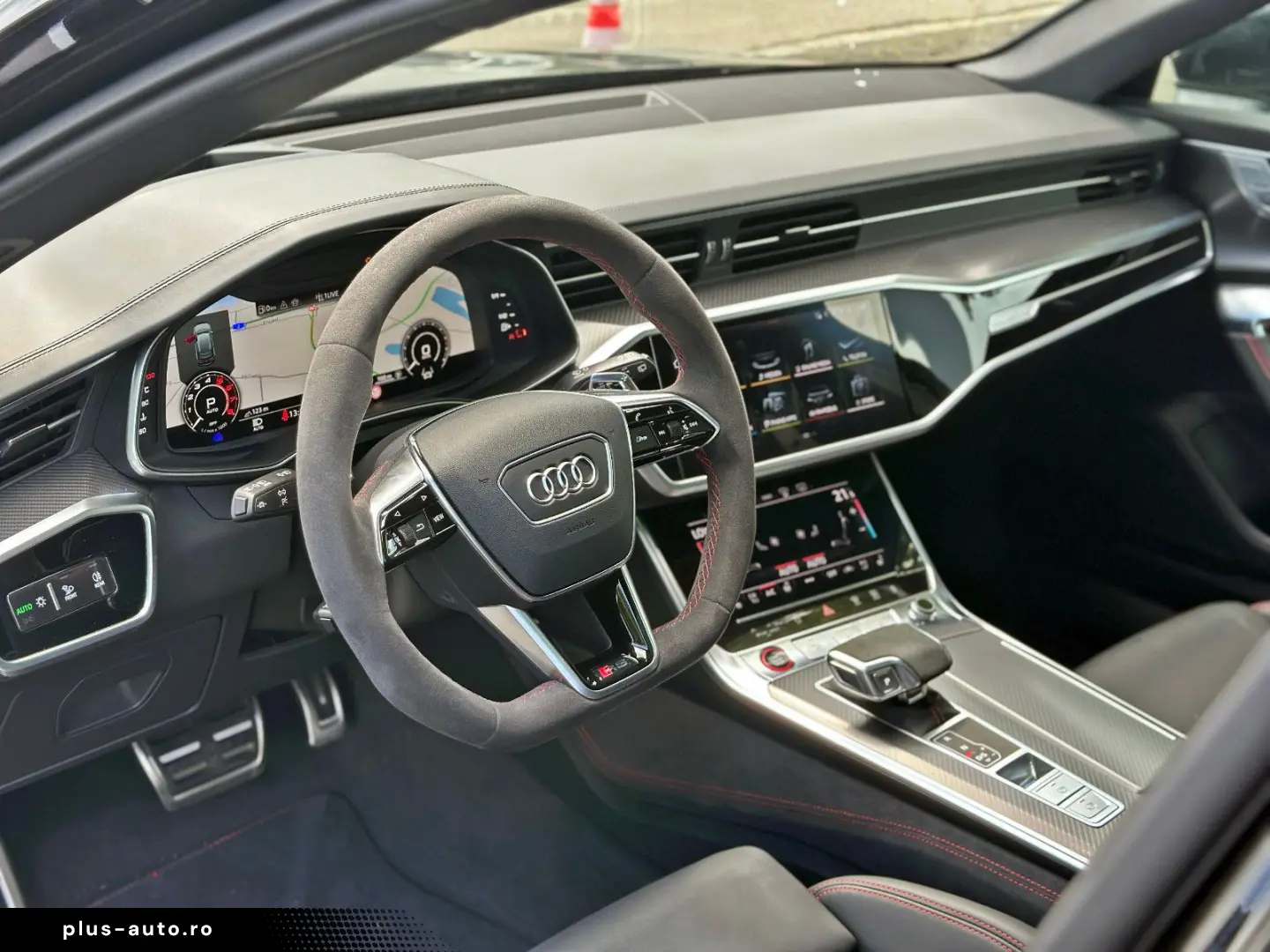 AUDI RS6 Avant BLACK PANO HUD LASER NACHTS 280km h