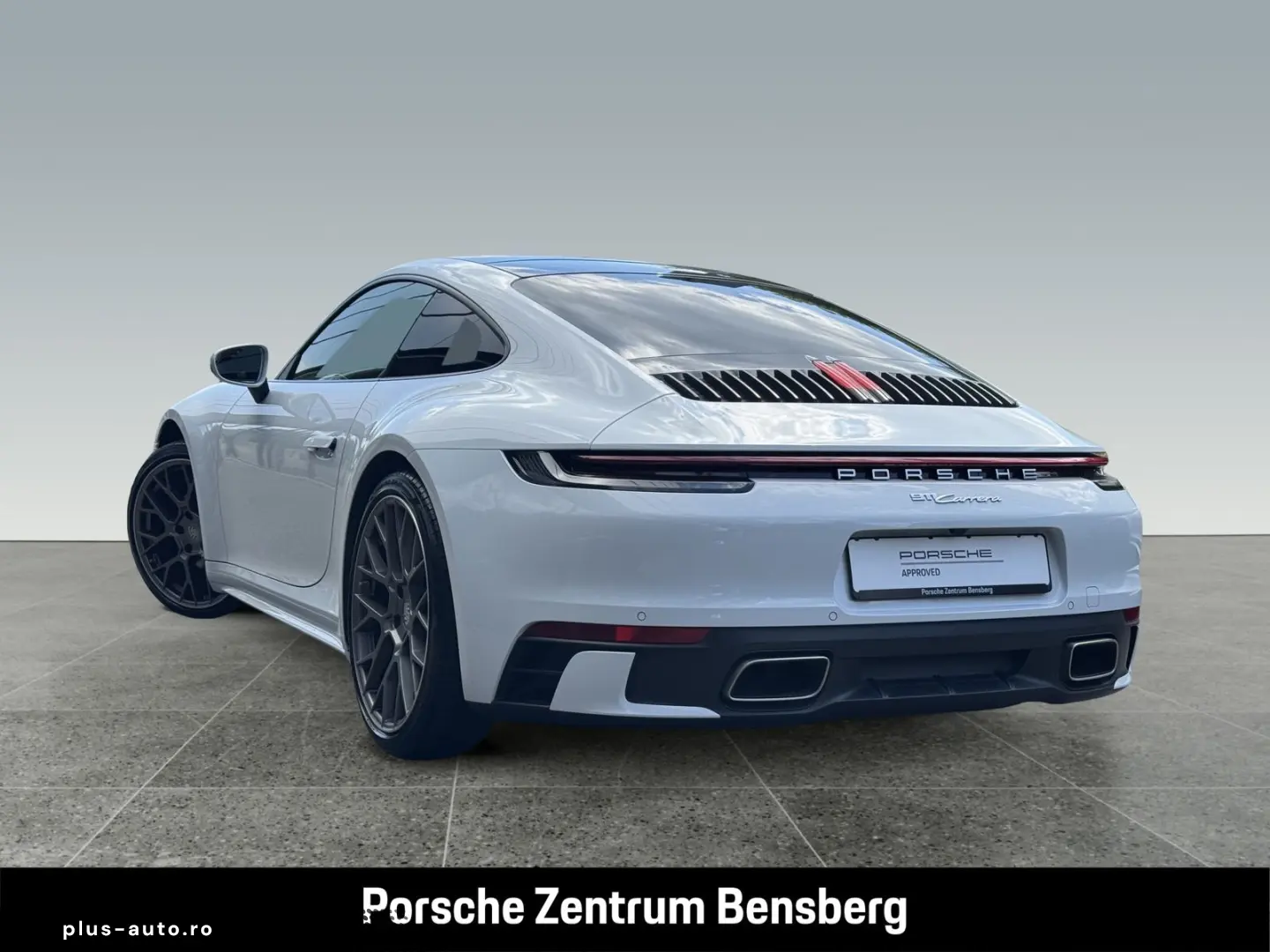 PORSCHE 911 Carrera   Bose   S-Dach   Sport Design Paket
