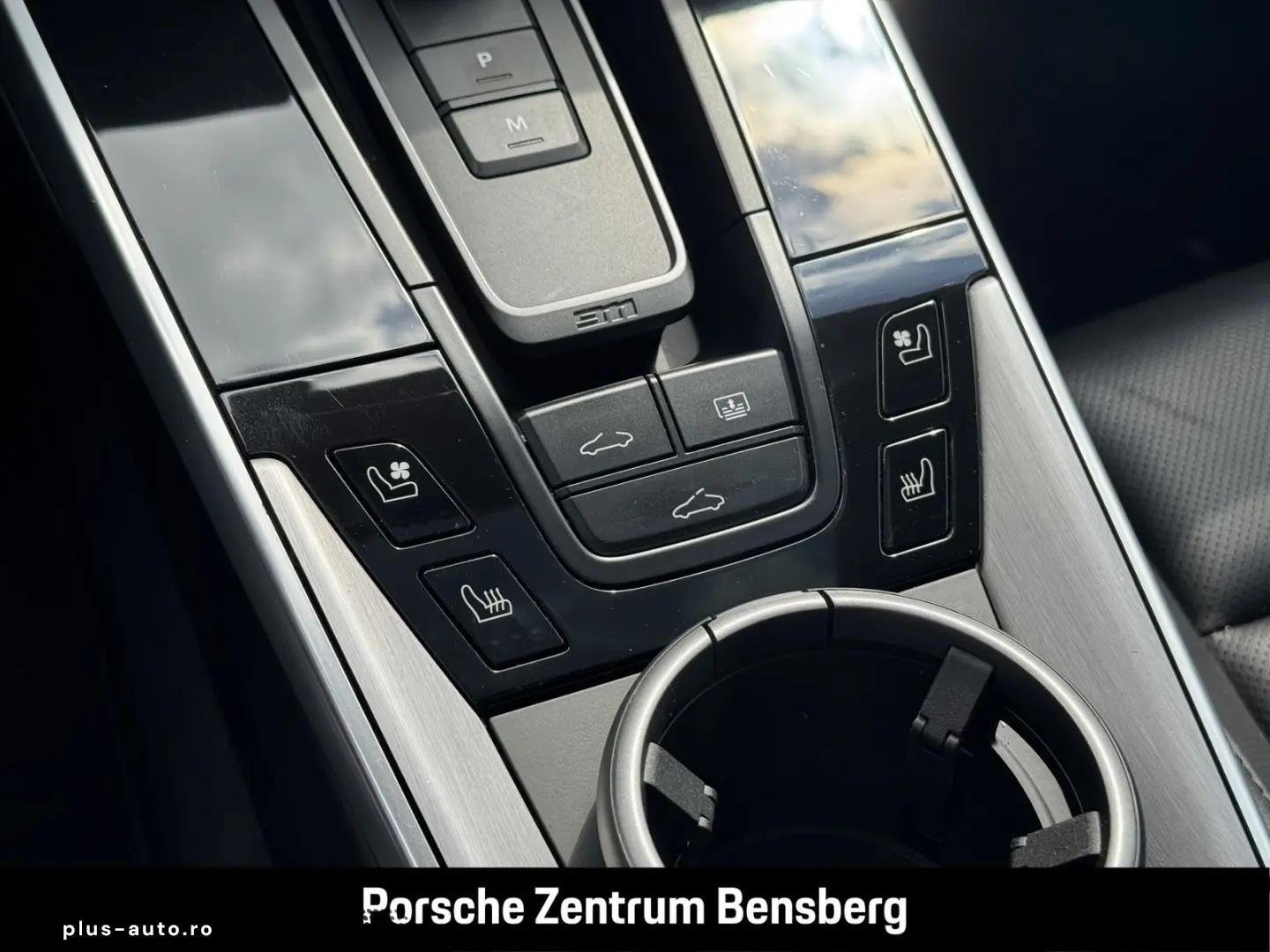 PORSCHE 911 Carrera   Bose   S-Dach   Sport Design Paket