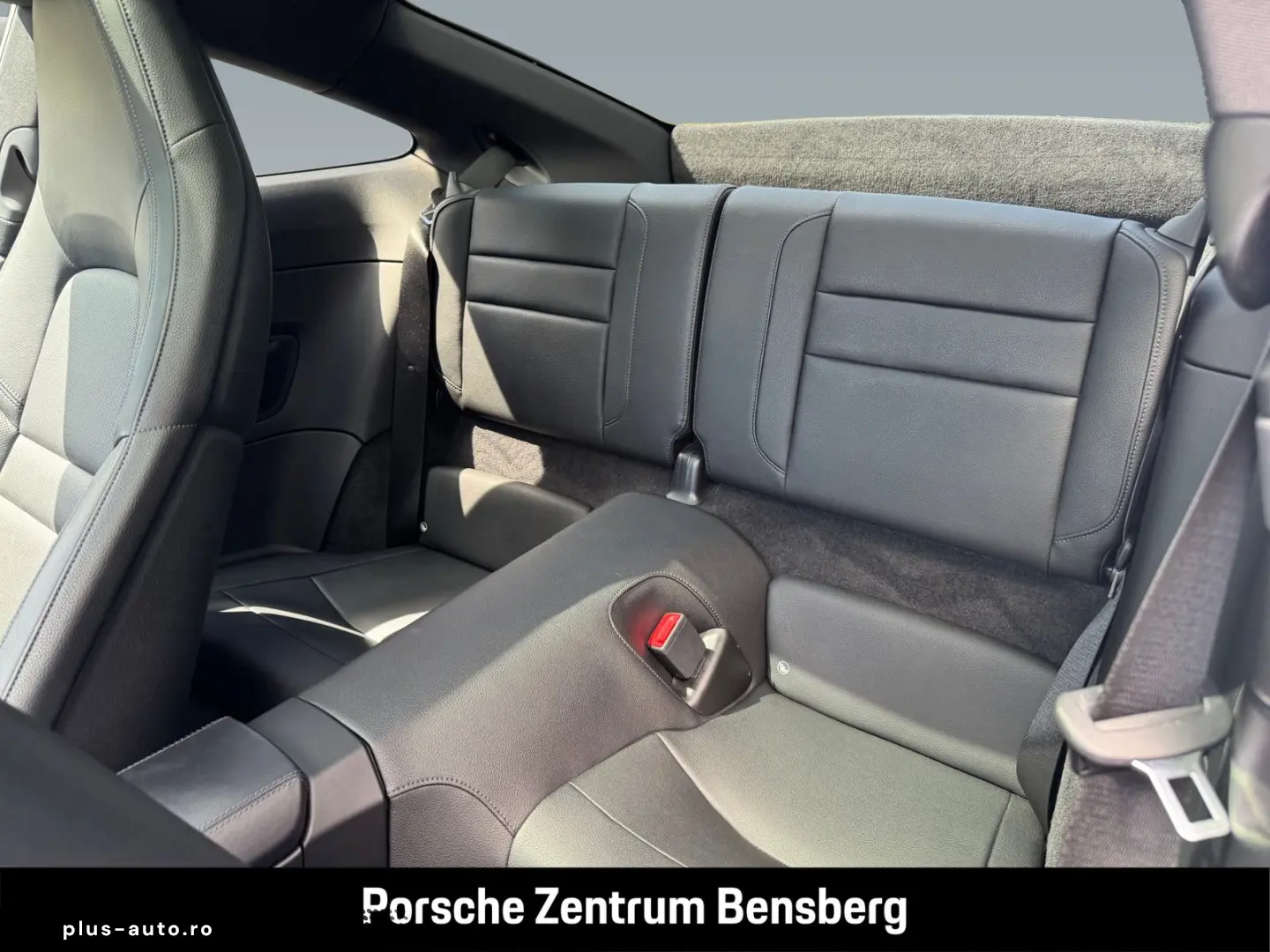 PORSCHE 911 Carrera   Bose   S-Dach   Sport Design Paket