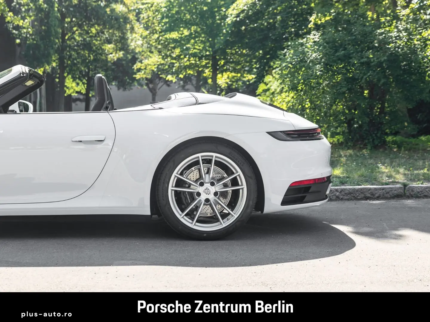 PORSCHE 992 911 Carrera Cabriolet SurroundView InnoDrive