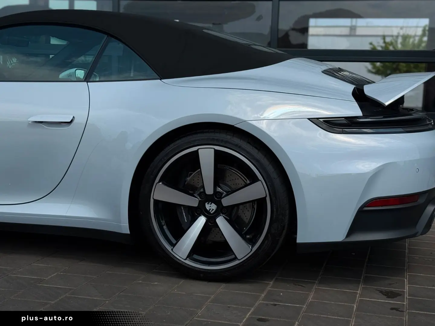 PORSCHE 992.2 Cabrio Chrono ACC Bose Sportabgas Matrix