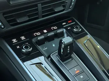 PORSCHE 992 911 Carrera Cabriolet BOSE 360  SHZ