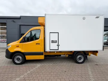 MERCEDES-BENZ Sprinter 311 CDI Kühlkoffer bis -28  C L2 RWD