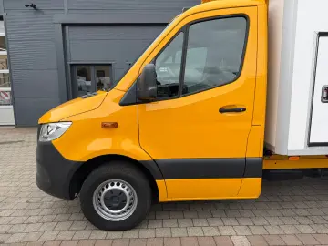 MERCEDES-BENZ Sprinter 311 CDI Kühlkoffer bis -28  C L2 RWD