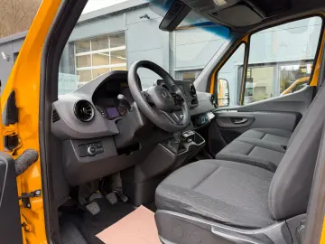 MERCEDES-BENZ Sprinter 311 CDI Kühlkoffer bis -28  C L2 RWD