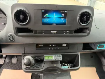 MERCEDES-BENZ Sprinter 311 CDI Kühlkoffer bis -28  C L2 RWD