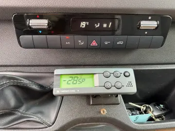 MERCEDES-BENZ Sprinter 311 CDI Kühlkoffer bis -28  C L2 RWD