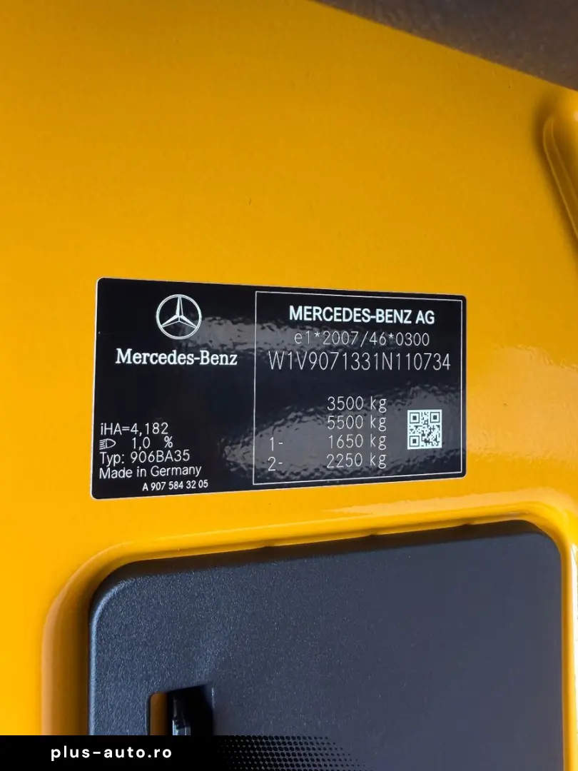MERCEDES-BENZ Sprinter 311 CDI Kühlkoffer bis -28  C L2 RWD