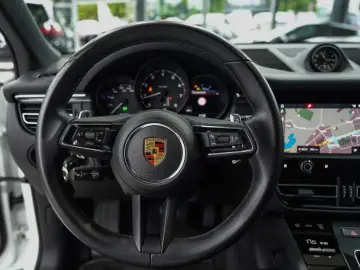 PORSCHE Macan BOSE PDLS  14-WEGE PANO 20 LM