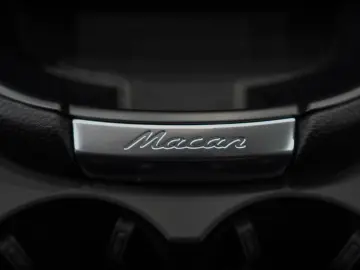 PORSCHE Macan BOSE PDLS  14-WEGE PANO 20 LM