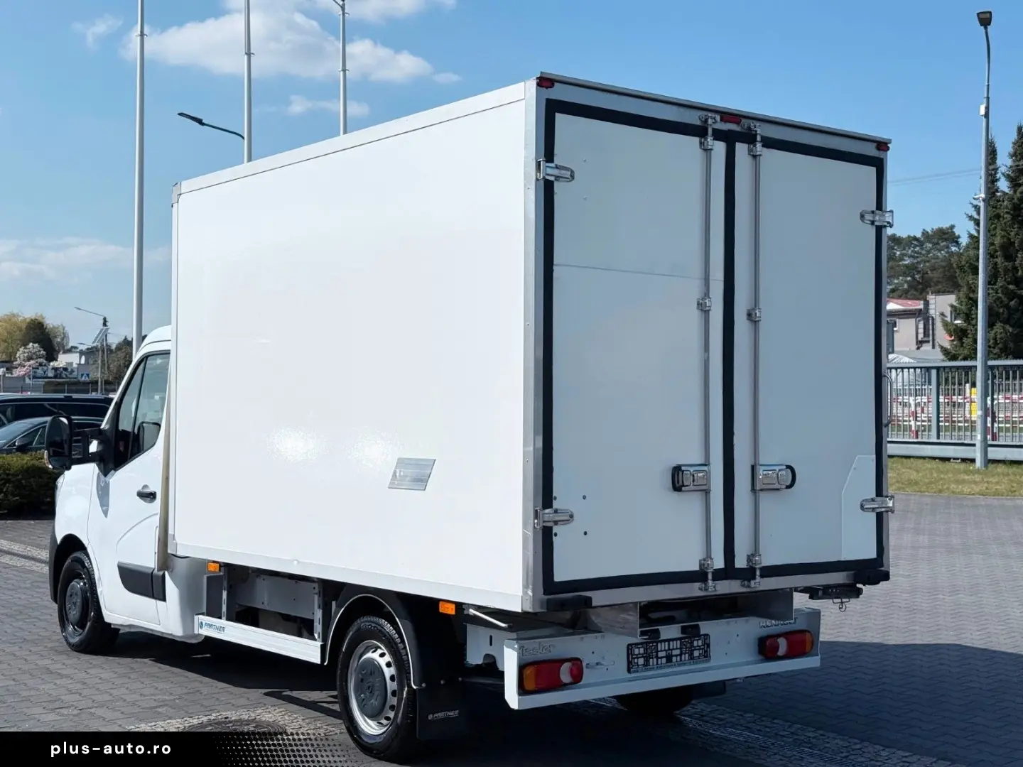 RENAULT Master 145 DCI KÜHLKOFFER -12C 230 V 3x TUR