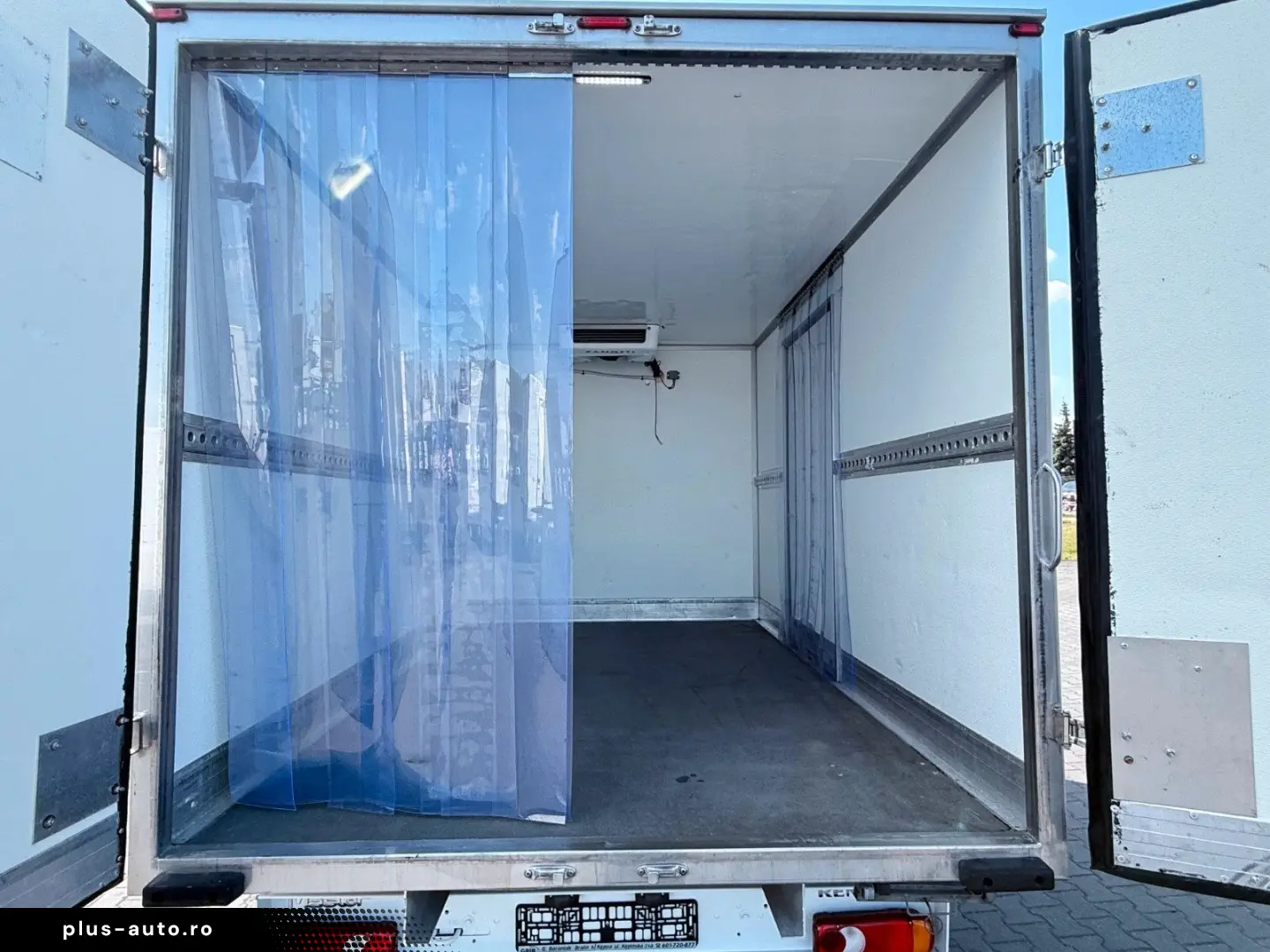 RENAULT Master 145 DCI KÜHLKOFFER -12C 230 V 3x TUR