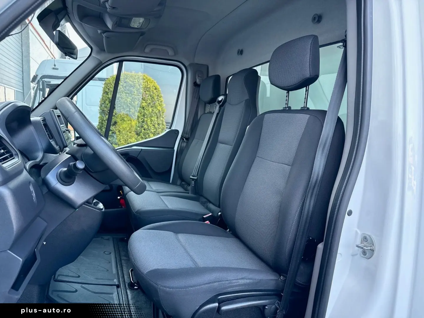 RENAULT Master 145 DCI KÜHLKOFFER -12C 230 V 3x TUR