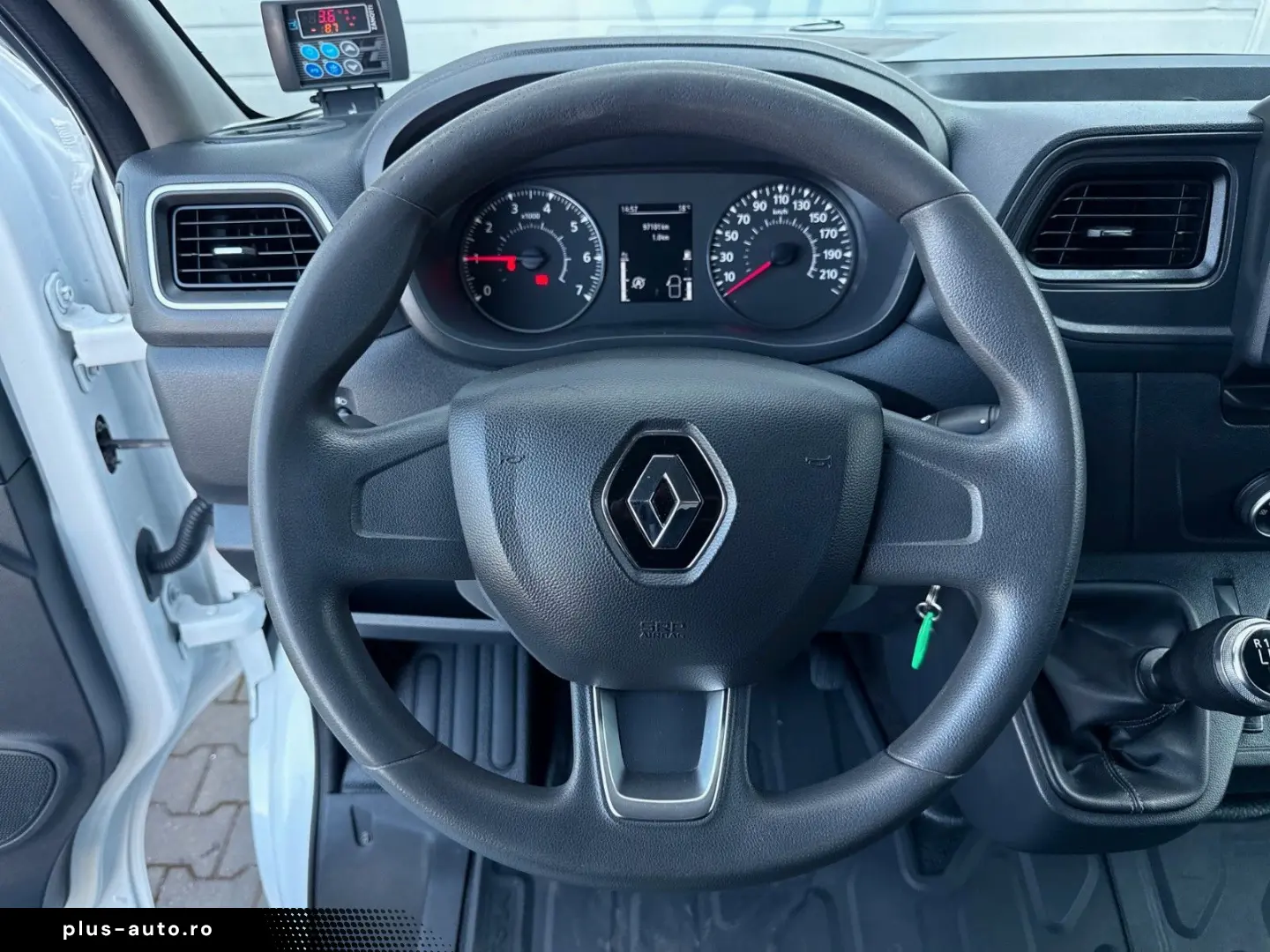 RENAULT Master 145 DCI KÜHLKOFFER -12C 230 V 3x TUR