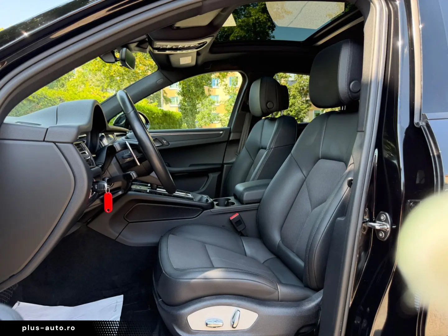 PORSCHE Macan AUT~Facelift~Pano~Kam~LED~PCM~AHK
