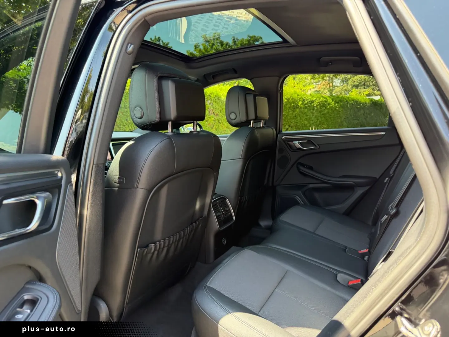 PORSCHE Macan AUT~Facelift~Pano~Kam~LED~PCM~AHK