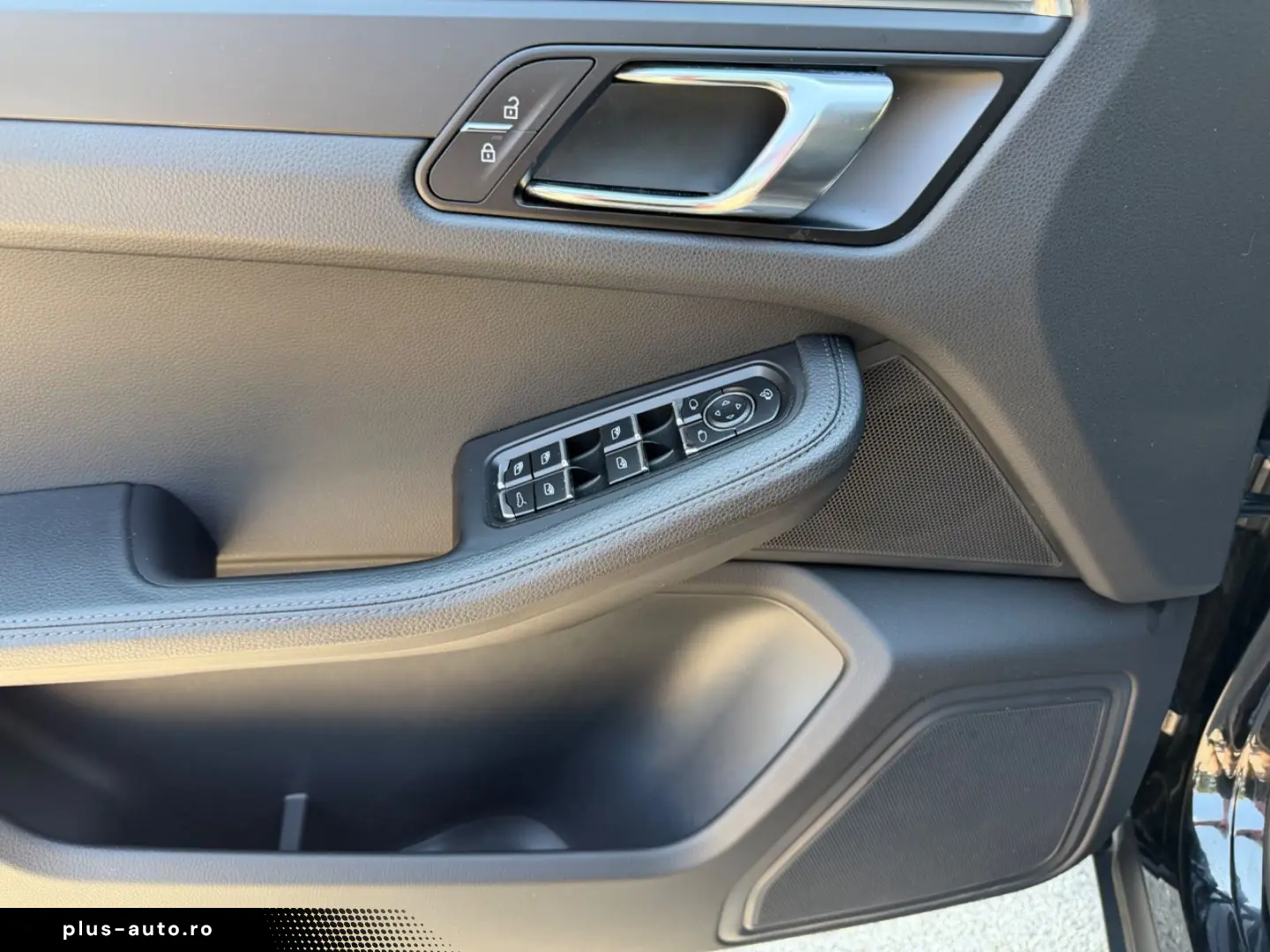 PORSCHE Macan AUT~Facelift~Pano~Kam~LED~PCM~AHK