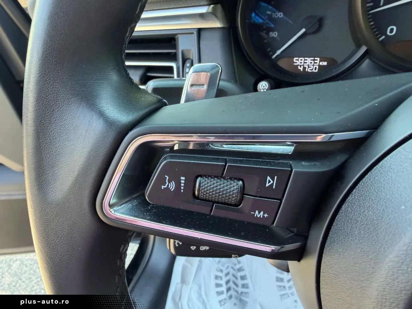 PORSCHE Macan AUT~Facelift~Pano~Kam~LED~PCM~AHK