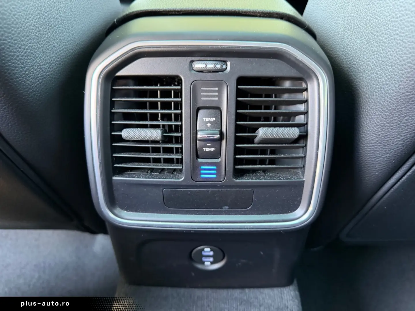 PORSCHE Macan AUT~Facelift~Pano~Kam~LED~PCM~AHK