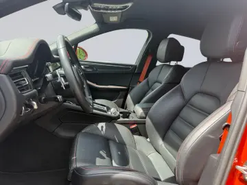 PORSCHE Macan 2.0TSI 195kW 8xAlu