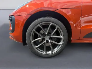 PORSCHE Macan 2.0TSI 195kW 8xAlu