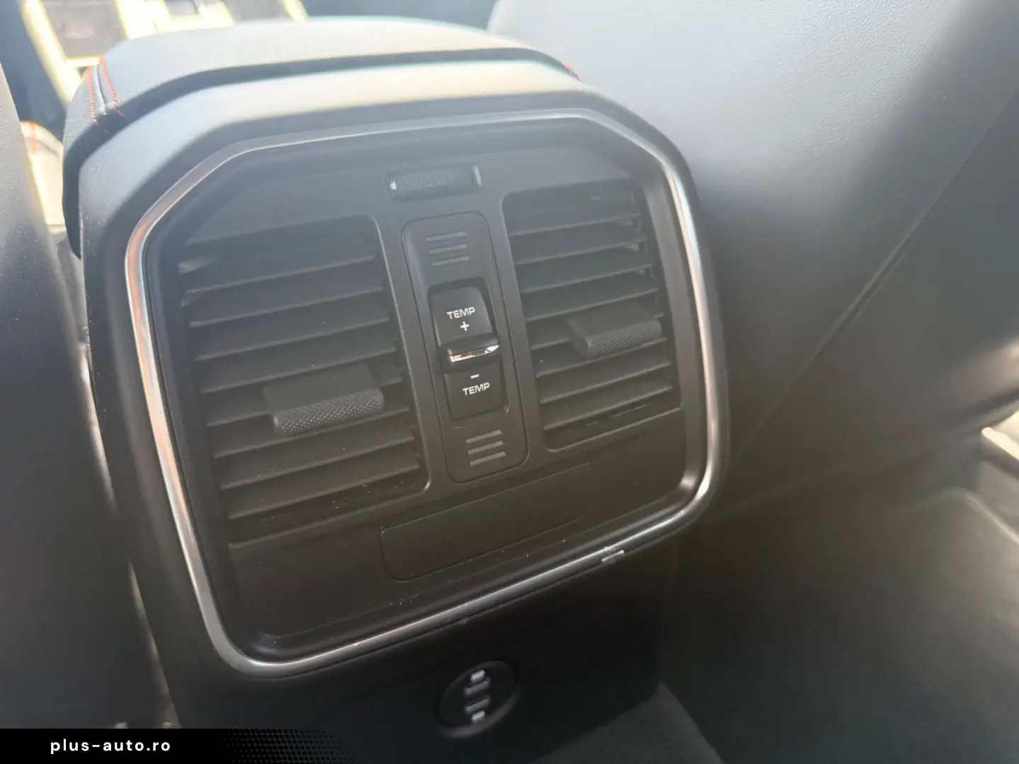 PORSCHE Macan 2.0TSI 195kW 8xAlu