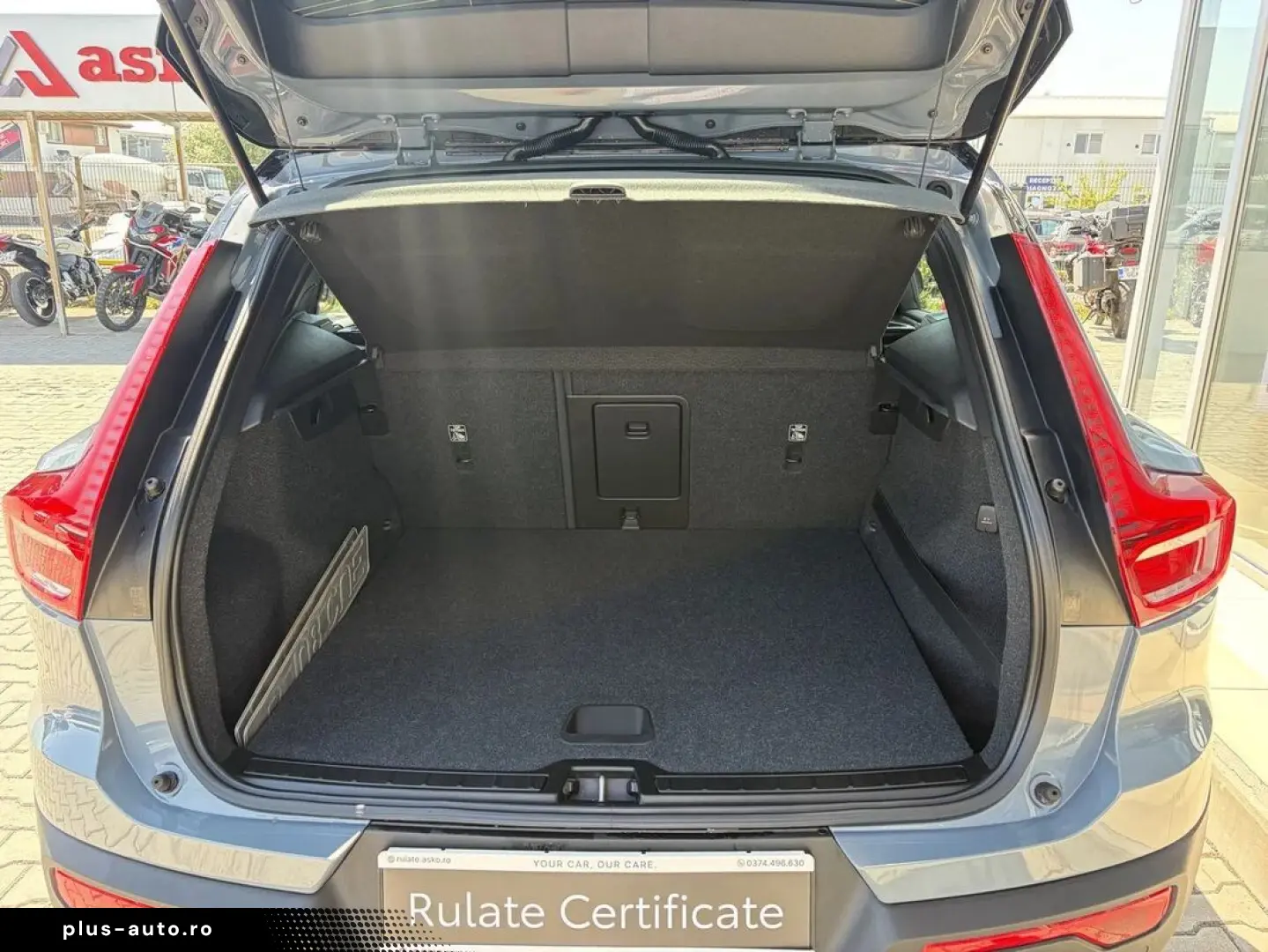 Volvo Xc-40