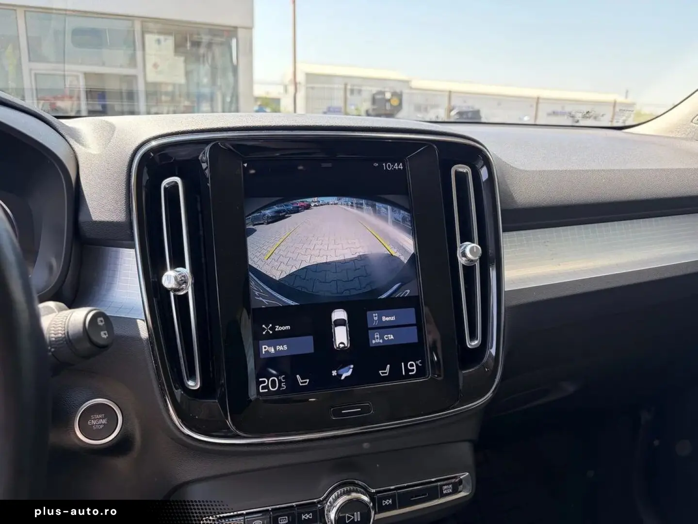 Volvo Xc-40