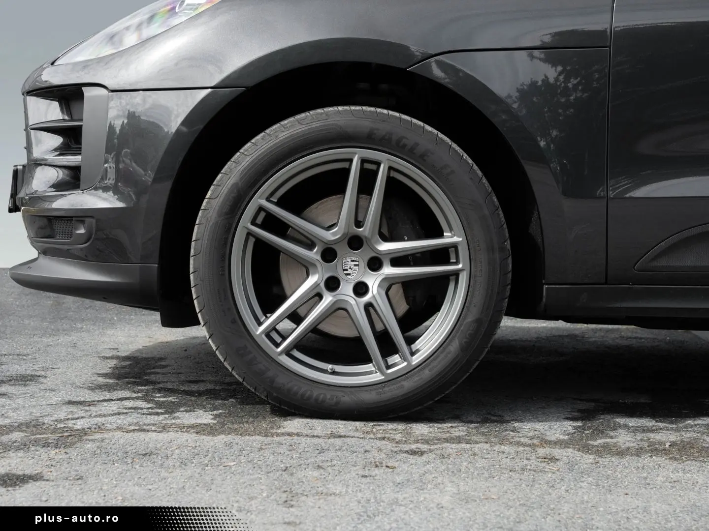 PORSCHE Macan AHK Panorama Dachsystem Sitzheizung vorn