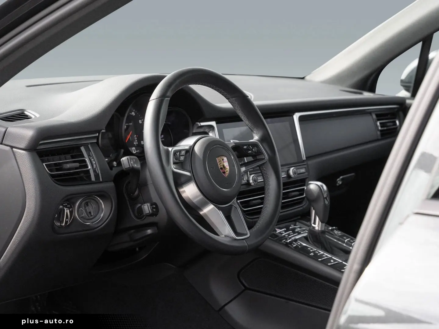 PORSCHE Macan AHK Panorama Dachsystem Sitzheizung vorn