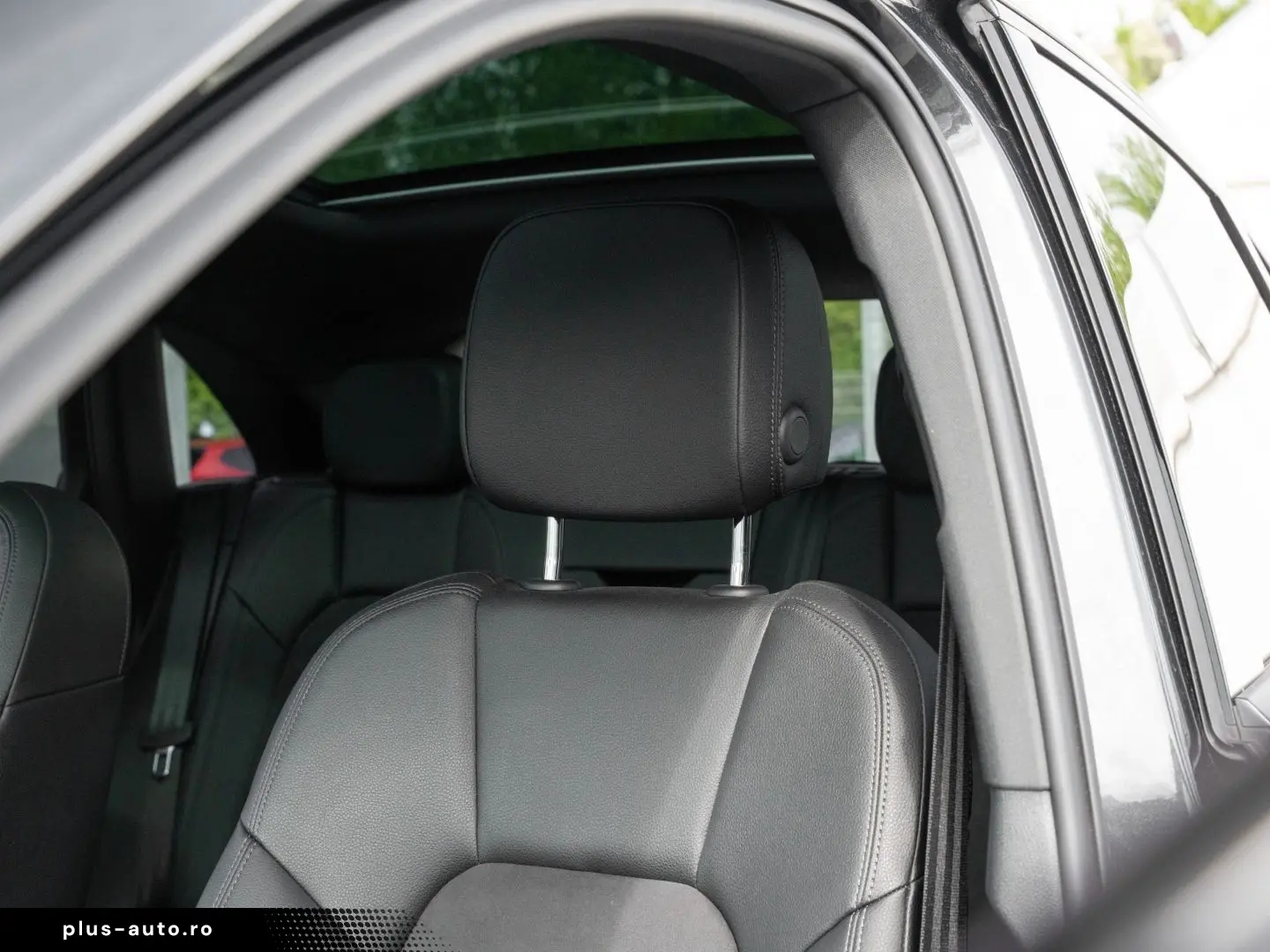 PORSCHE Macan AHK Panorama Dachsystem Sitzheizung vorn