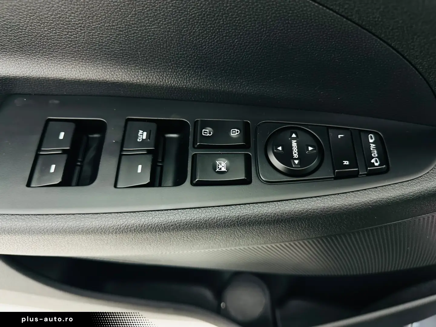 HYUNDAI Tucson 2017 — imagine 13