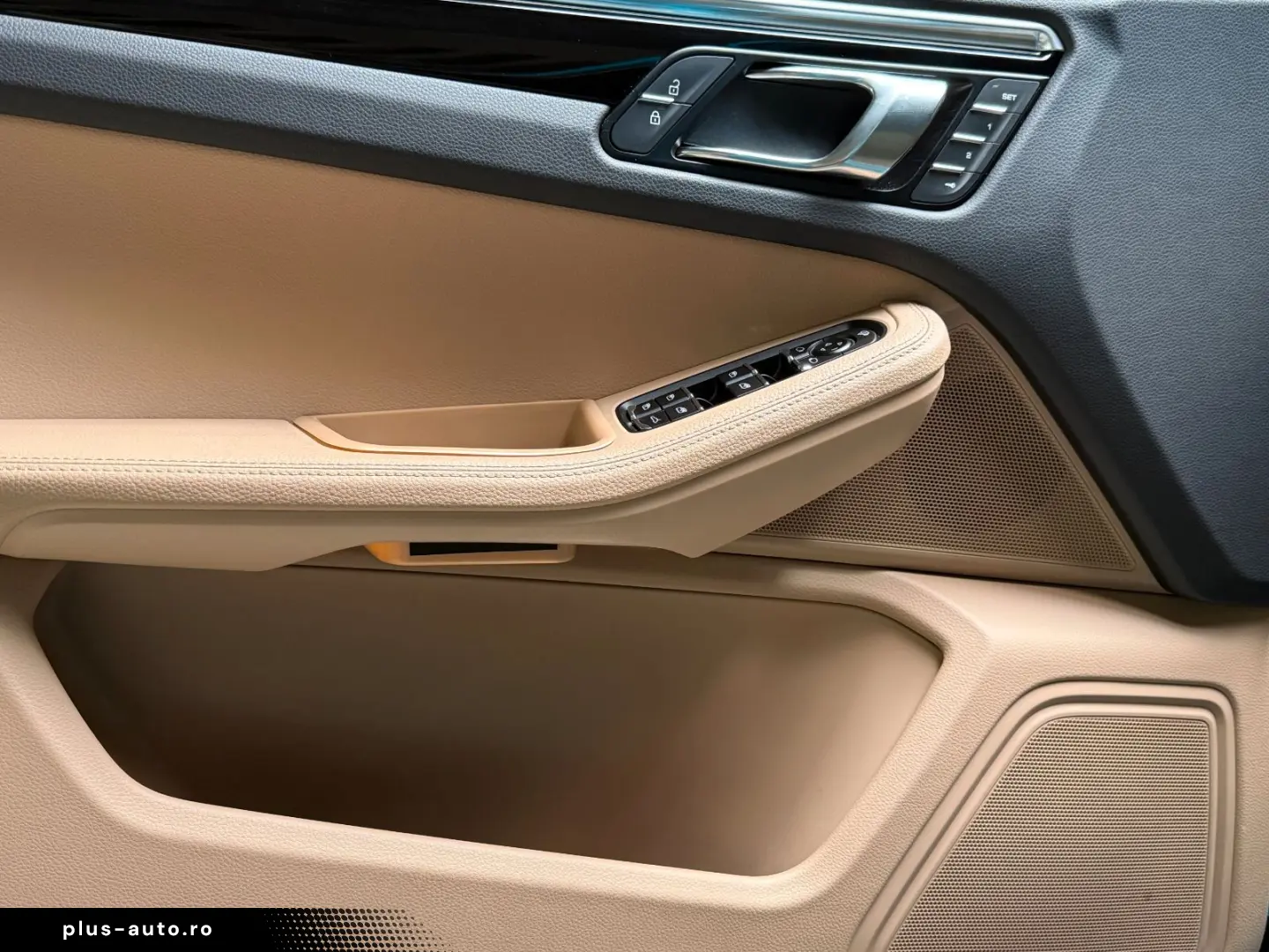 PORSCHE Macan S   Panorama   Rückfahrkamera   AHK