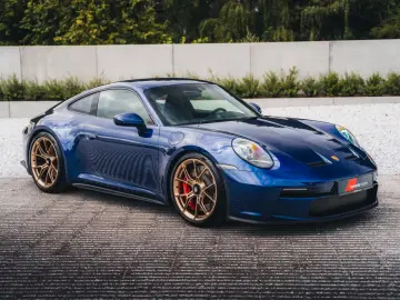 Porsche 992 GT3 Touring   Gentian Blue Metallic   Manual