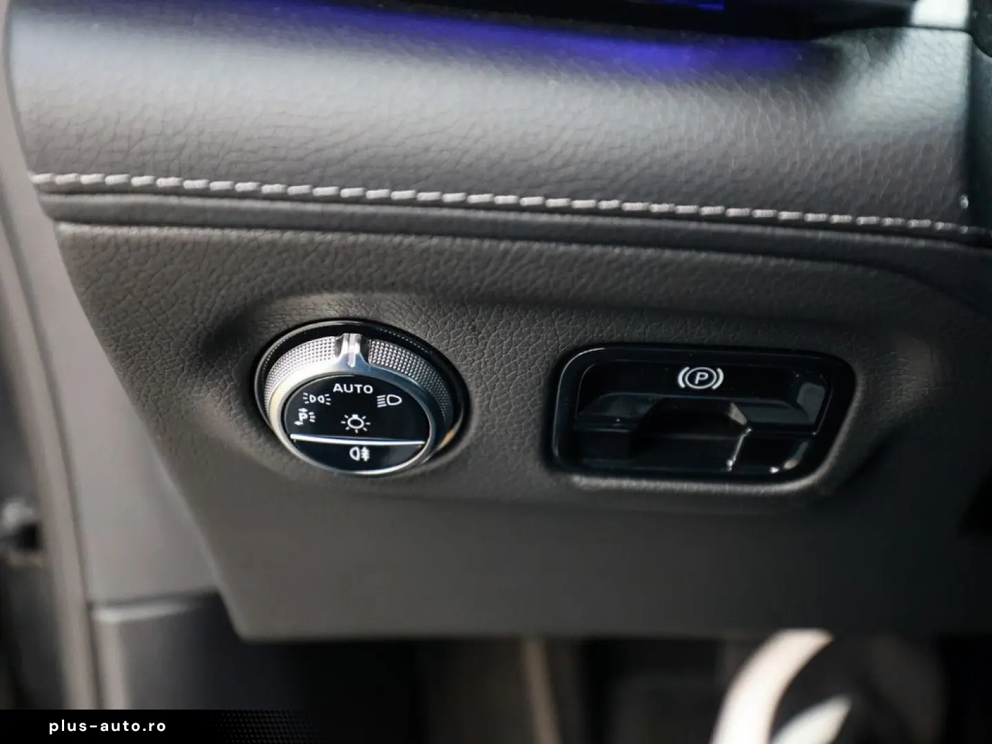 MERCEDES-BENZ EQE 300 ElectricArt Premium AHK LED 36&hellip;