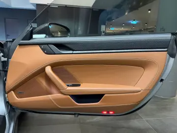 Porsche 992 911 GT3 TOURING ADAPTIVE HEAT LIFT CARBON