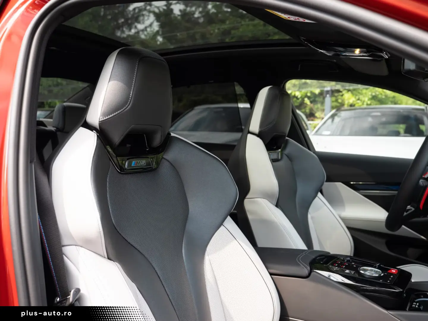 BMW M5 INDIVIDUAL.DR.ASS.PRO.PANO.360