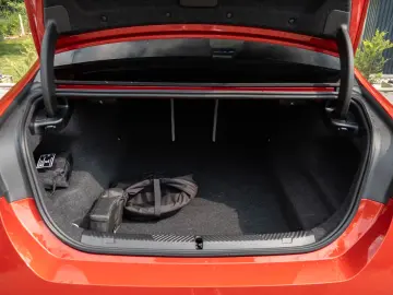 BMW M5 INDIVIDUAL.DR.ASS.PRO.PANO.360