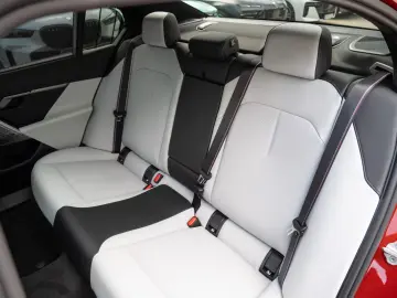 BMW M5 INDIVIDUAL.DR.ASS.PRO.PANO.360