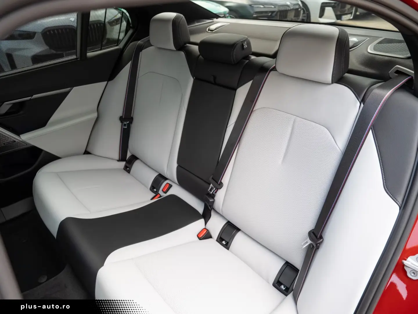 BMW M5 INDIVIDUAL.DR.ASS.PRO.PANO.360