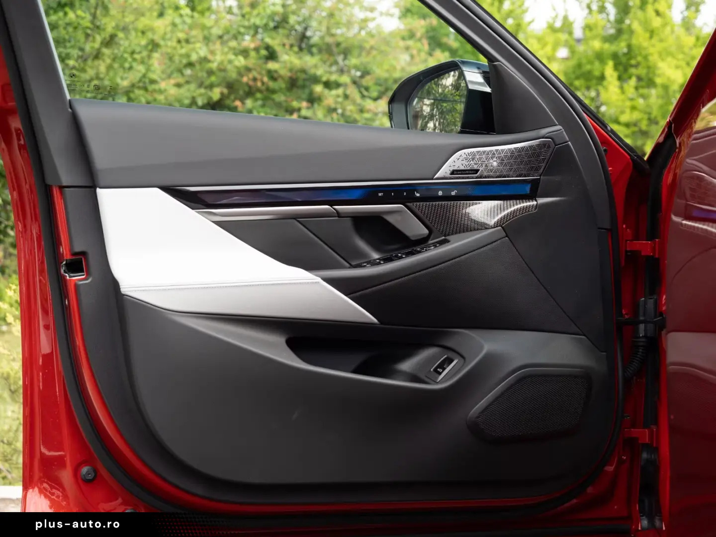 BMW M5 INDIVIDUAL.DR.ASS.PRO.PANO.360