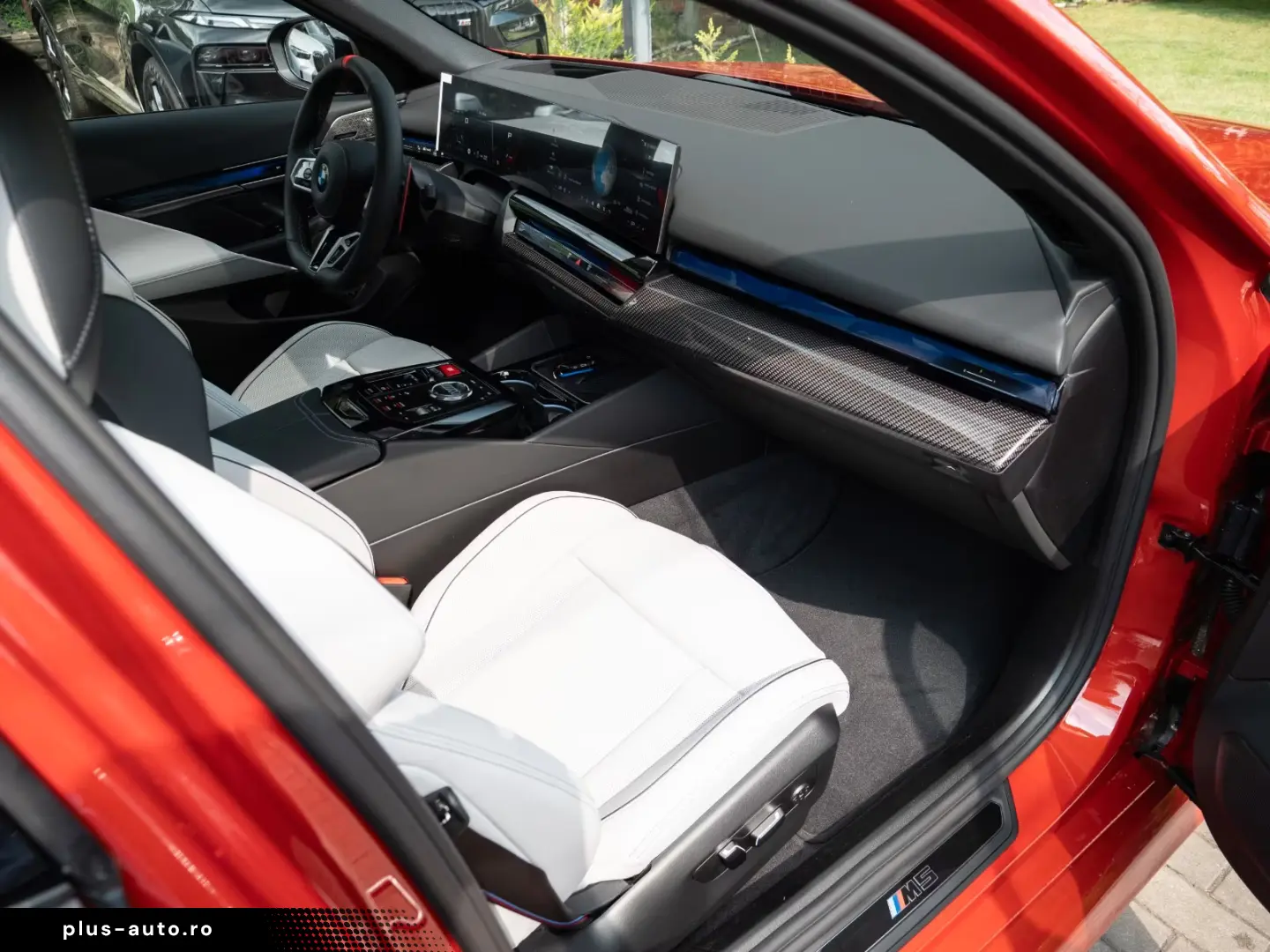 BMW M5 INDIVIDUAL.DR.ASS.PRO.PANO.360