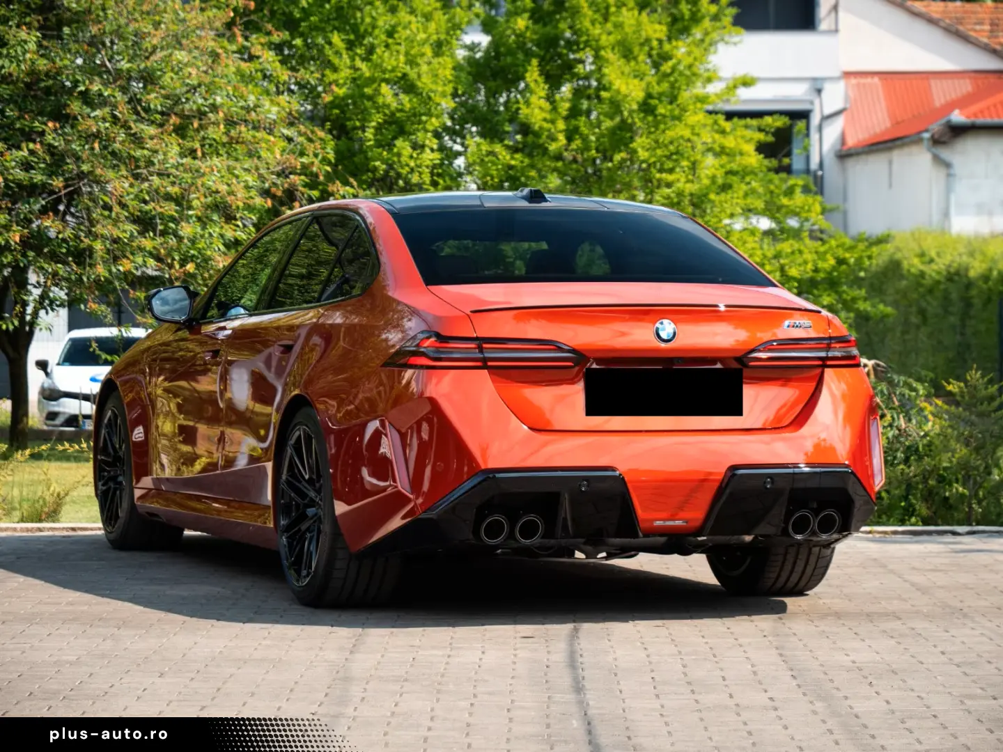 BMW M5 INDIVIDUAL.DR.ASS.PRO.PANO.360