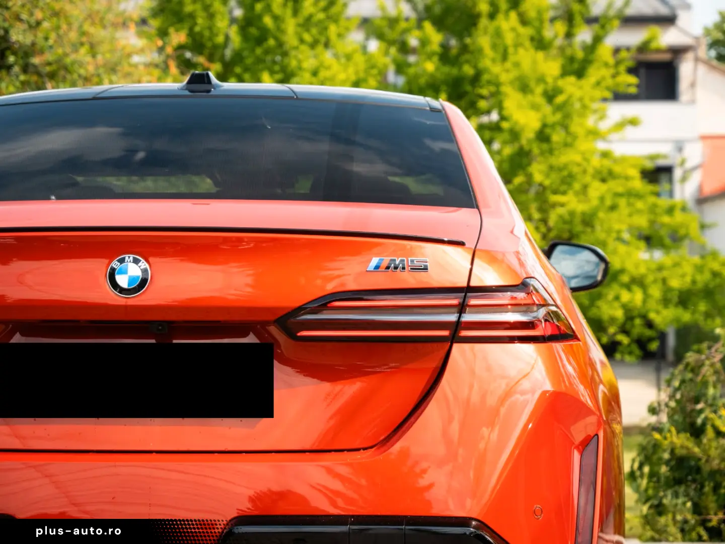 BMW M5 INDIVIDUAL.DR.ASS.PRO.PANO.360