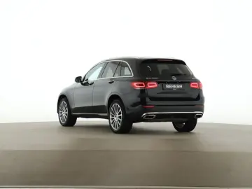 MERCEDES-BENZ GLC 300 e 4M AMG MBUX AHK Distronic Kamera LED